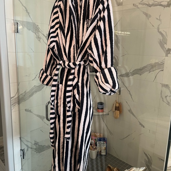 Vintage 1990s🖤 striped  black and gray thirsty, terrycloth robe medium large🖤 - Picture 9 of 14